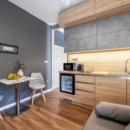 Amade 1 * Γκιόρ